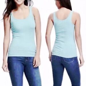 OLD NAVY Aqua Boyfriend Fit Scoop Neck Cotton Tank M